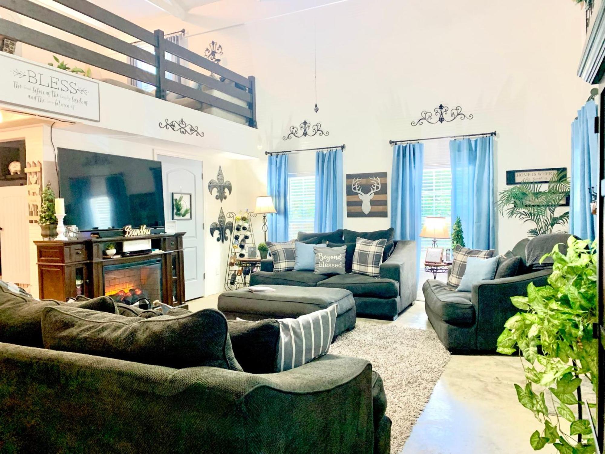 A Tranquil Retreat Loaded With Ambiance! Sleeps 10 Villa Platt Exteriör bild