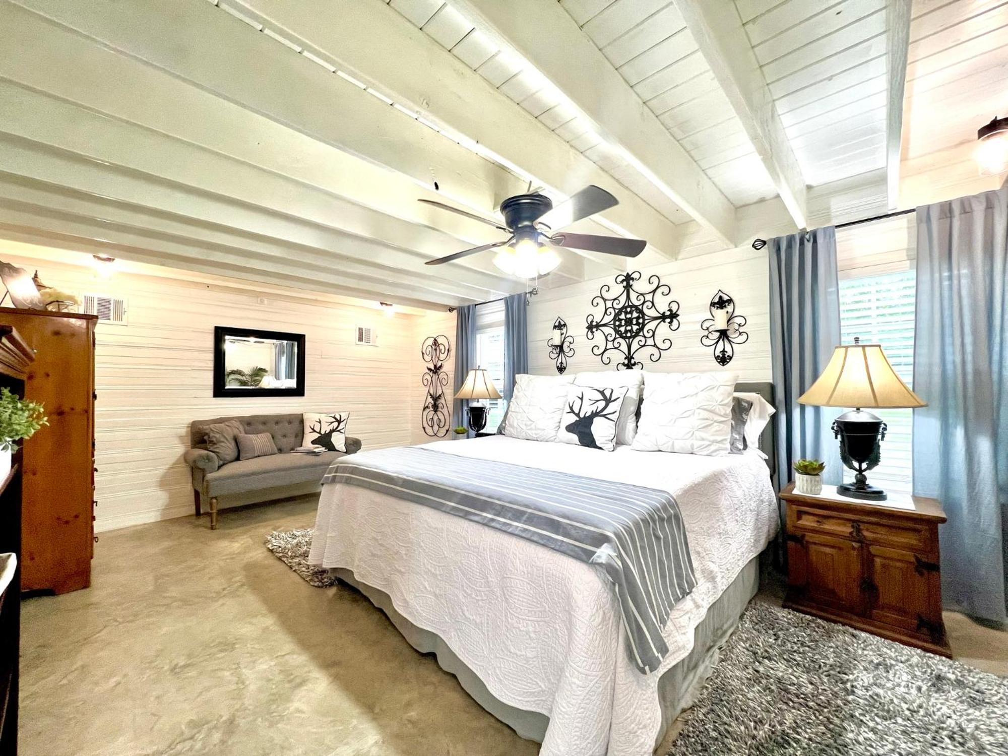 A Tranquil Retreat Loaded With Ambiance! Sleeps 10 Villa Platt Exteriör bild